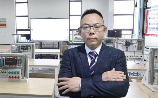 PLC老師